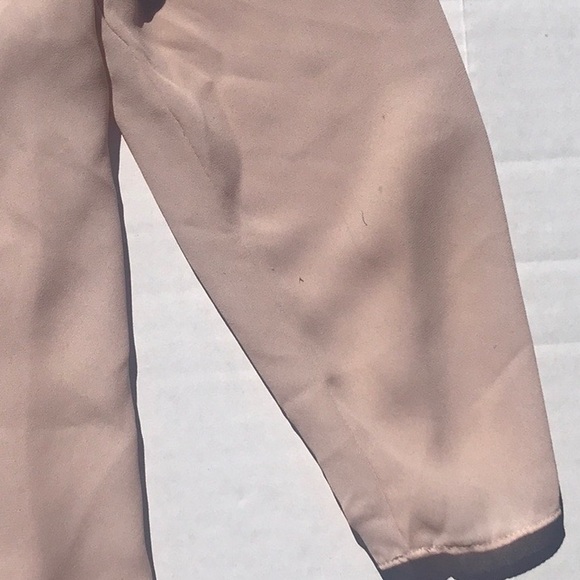 Tahari Arthur Levine Faux Wrap Lt Peach Top - Picture 13 of 14